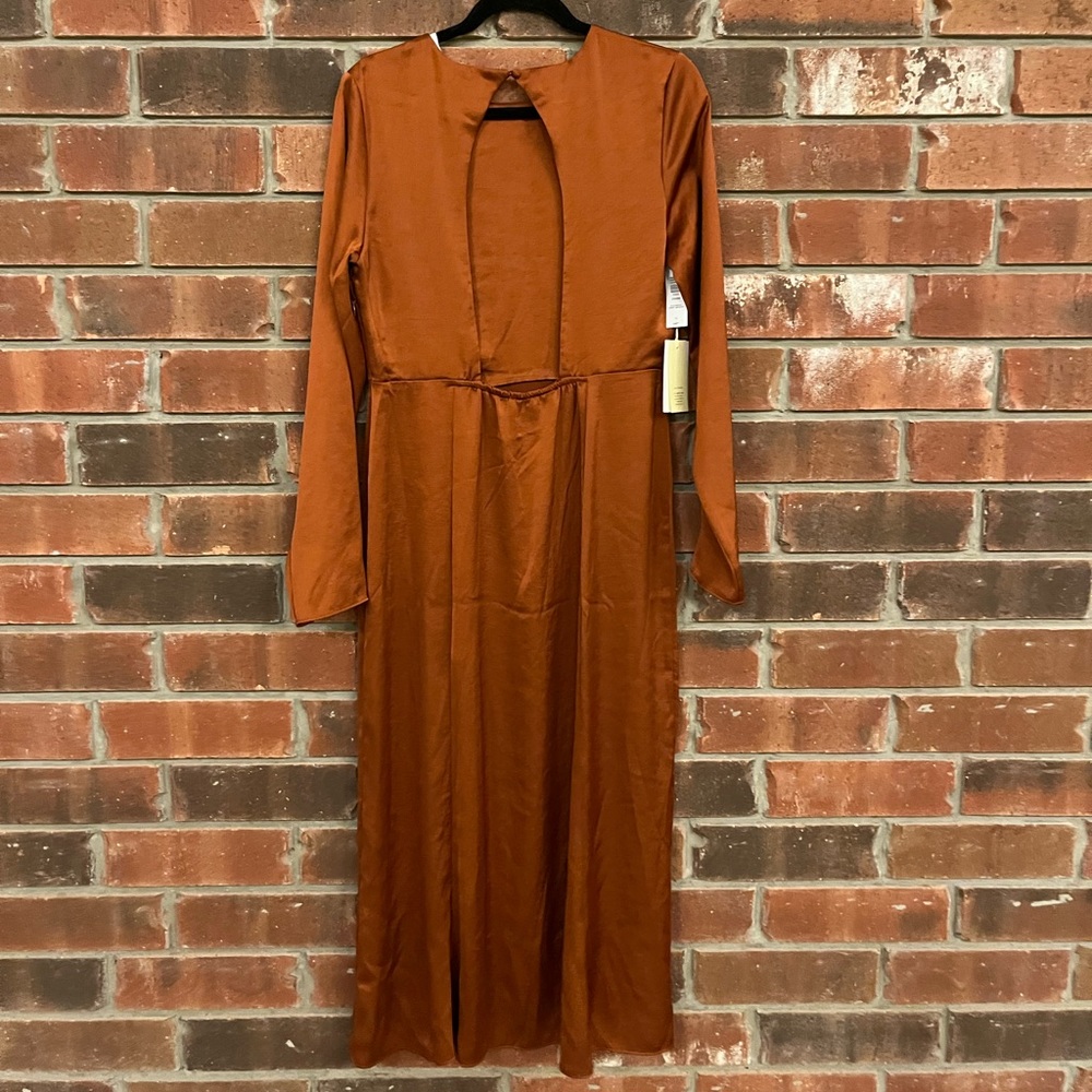 WILFRED ARITZIA Dress with Cut Out Back